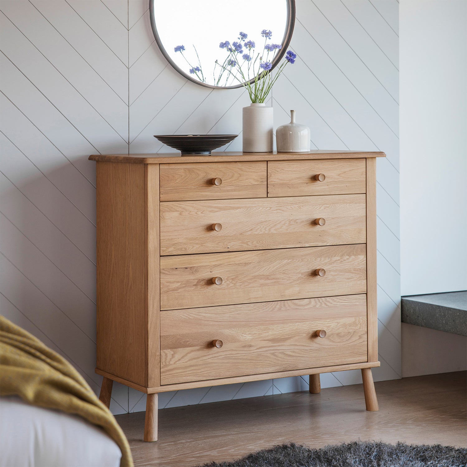 Shaker 5 Drawer Chest - Oak