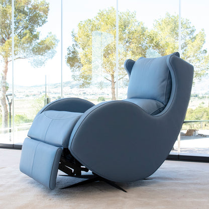 Learn more bout the Lenny recliner and armchair collection by Fama on our online store. Fama gallery in Norwich, UK.